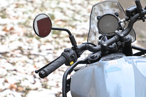 Мотоцикл Royal Enfield Himalayan 450 Mid Poppy Blu, Передняя подвеска описание showa sff, 43 мм, ход 200 мм