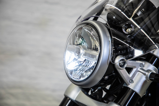 Мотоцикл Royal Enfield Super Meteor 650 Premium, Система смазки мокрый картер с принудительной подачей масла