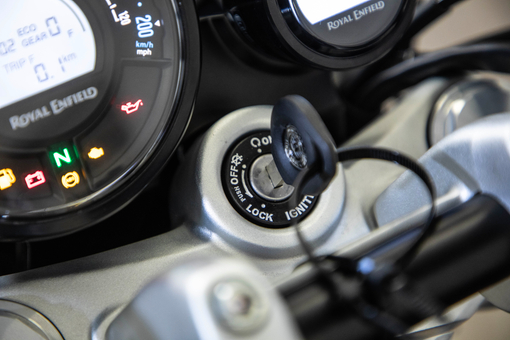 Мотоцикл Royal Enfield Super Meteor 650 Premium, 4032121461605585001