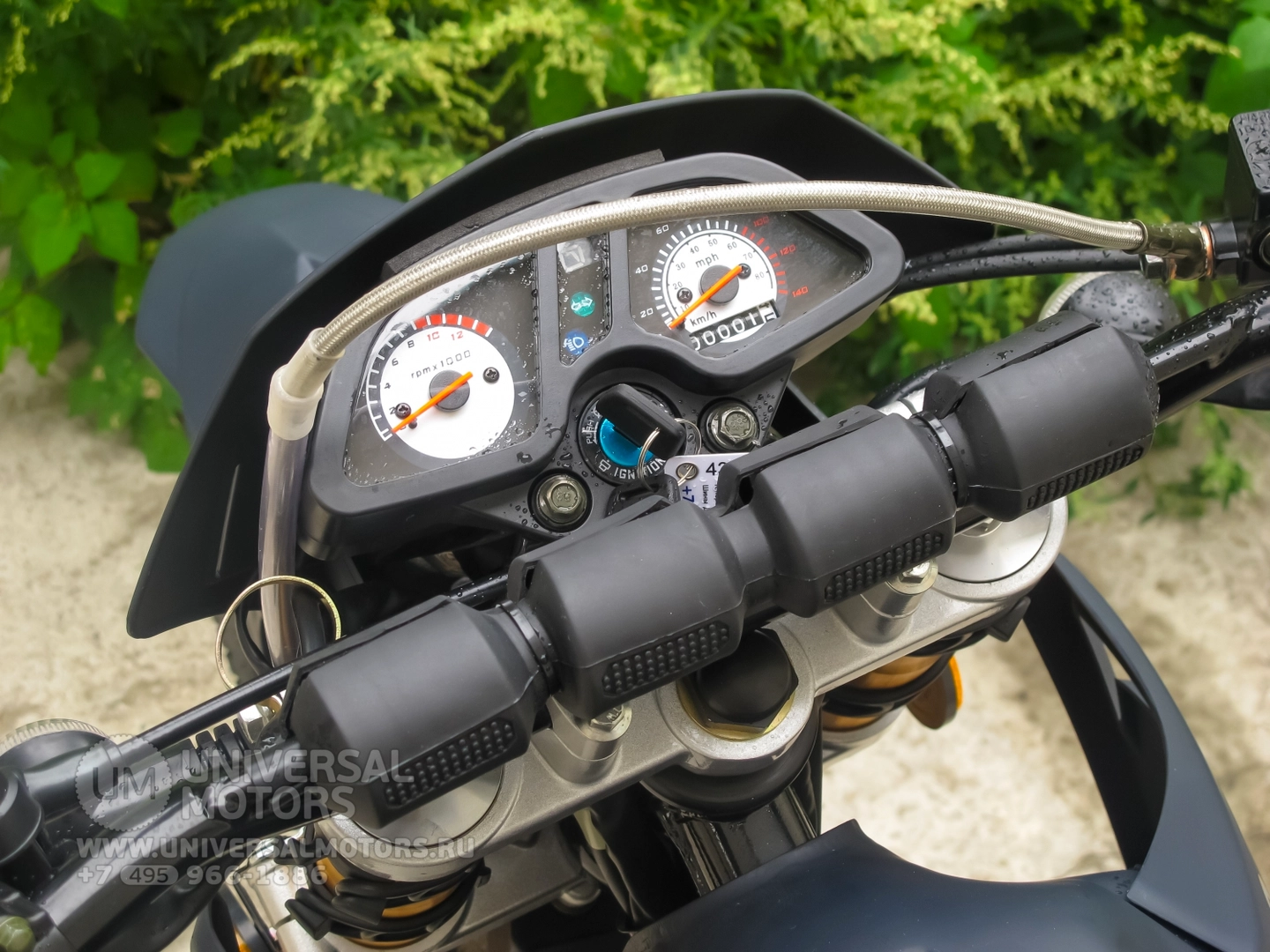 Мотоцикл Baltmotors Motard 200DD (фабрика Qingqi), Число карбюраторов 1