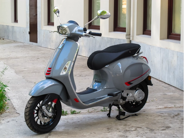 Мотоцикл Vespa S50 Sport SE 2013 обзор